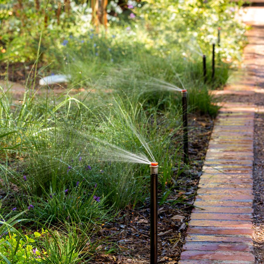 Garten Bewässerung Beregnung Bremen Hamburg Rotenburg Sportplatz Reitplatz Hunter Grundwasser Hydrawise